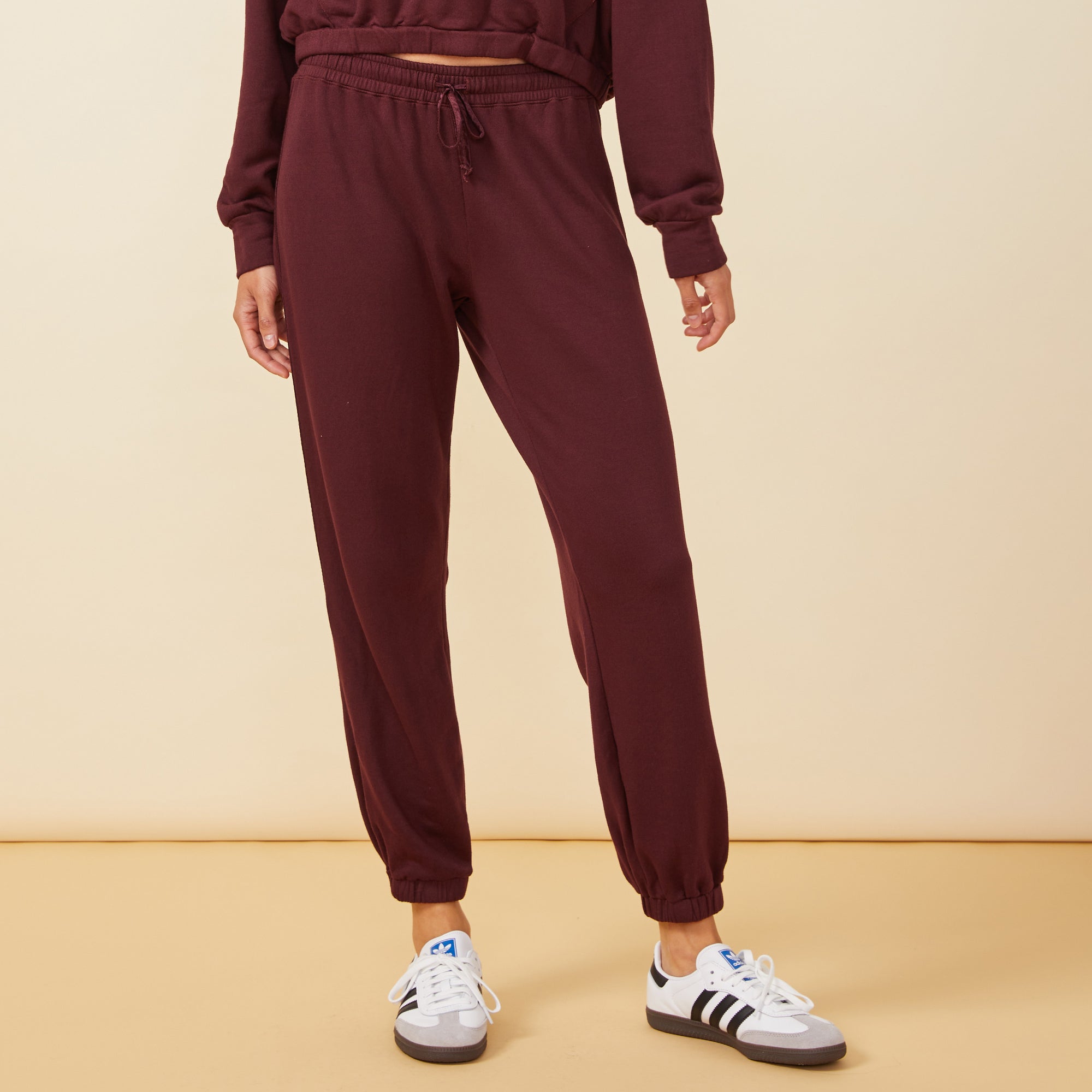 Monrow Supersoft Fleece Embroidered Heart Oversized Sweats in
