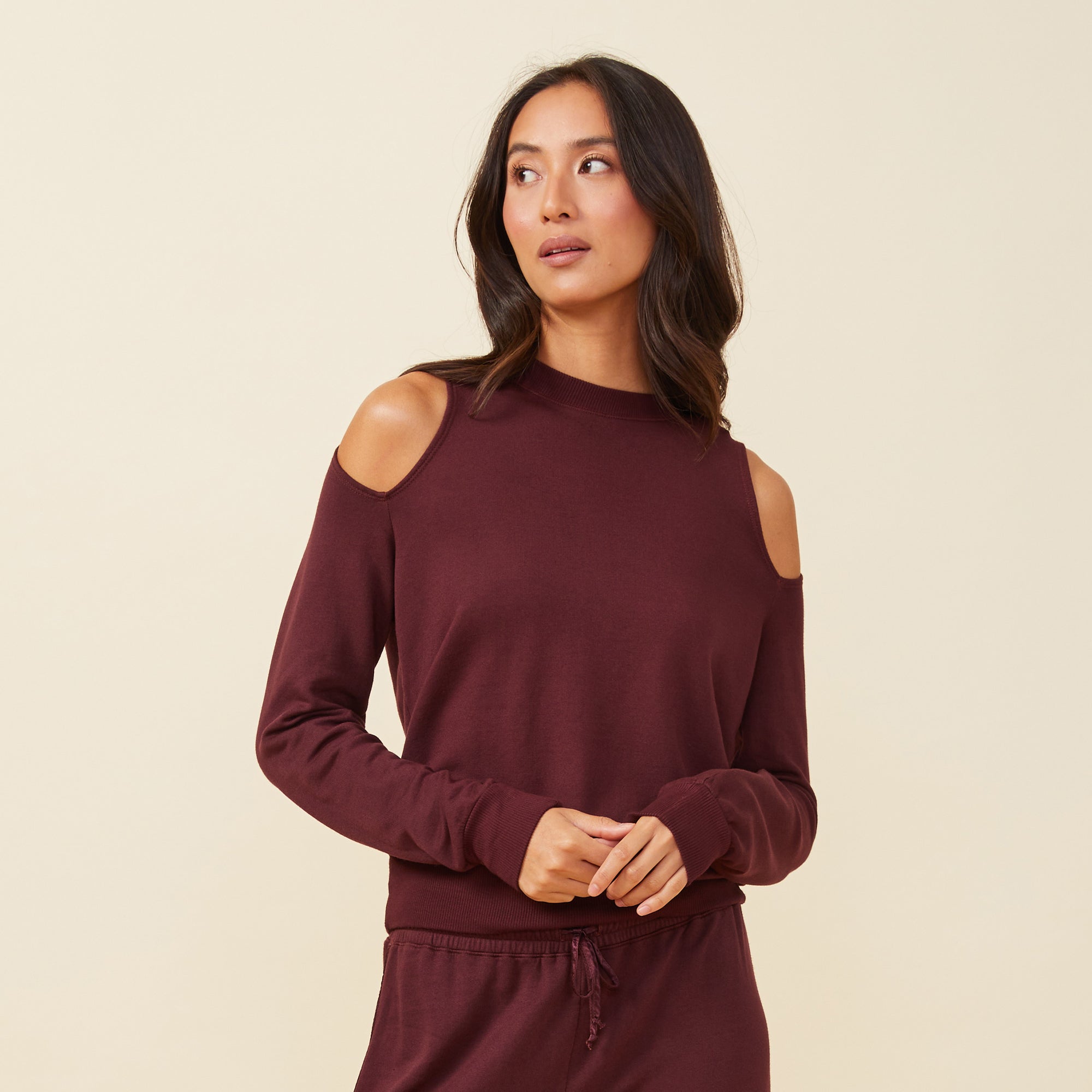 Womens Sweatshirts - Raglan, Turtleneck and More – MONROW