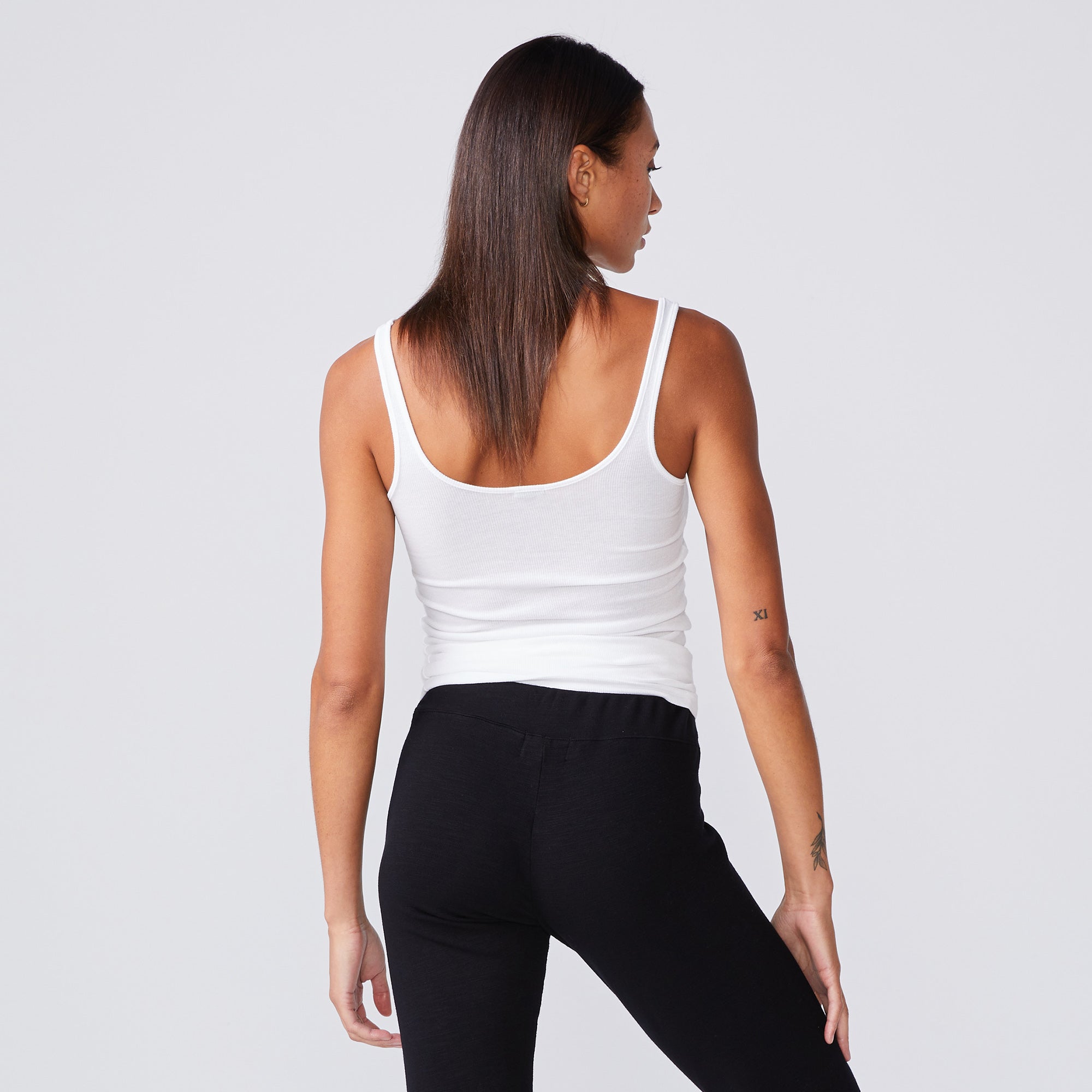 Narrow Rib Tank - White Color – MONROW