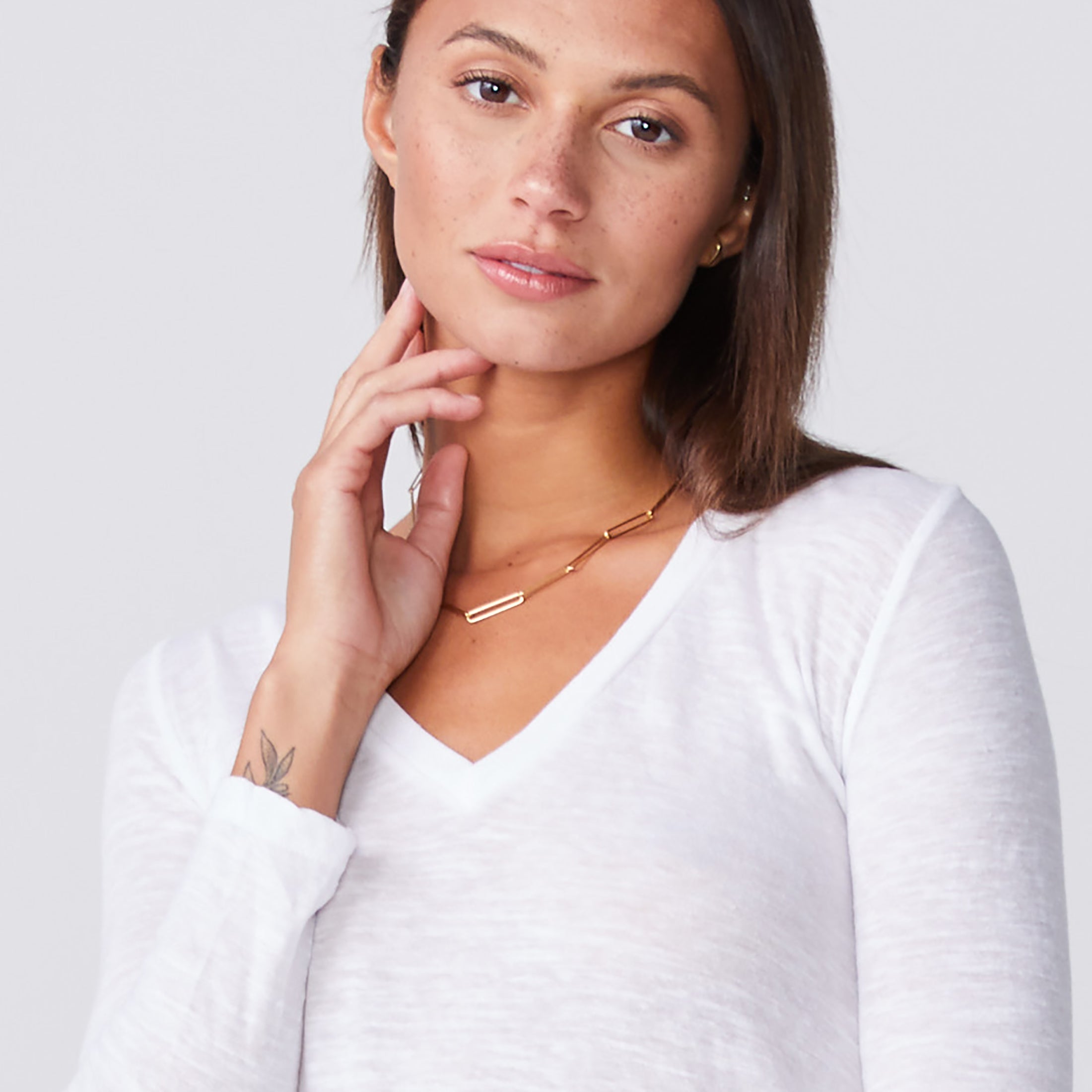 Textured Tri-Blend Fitted Long Sleeve V Neck Tee