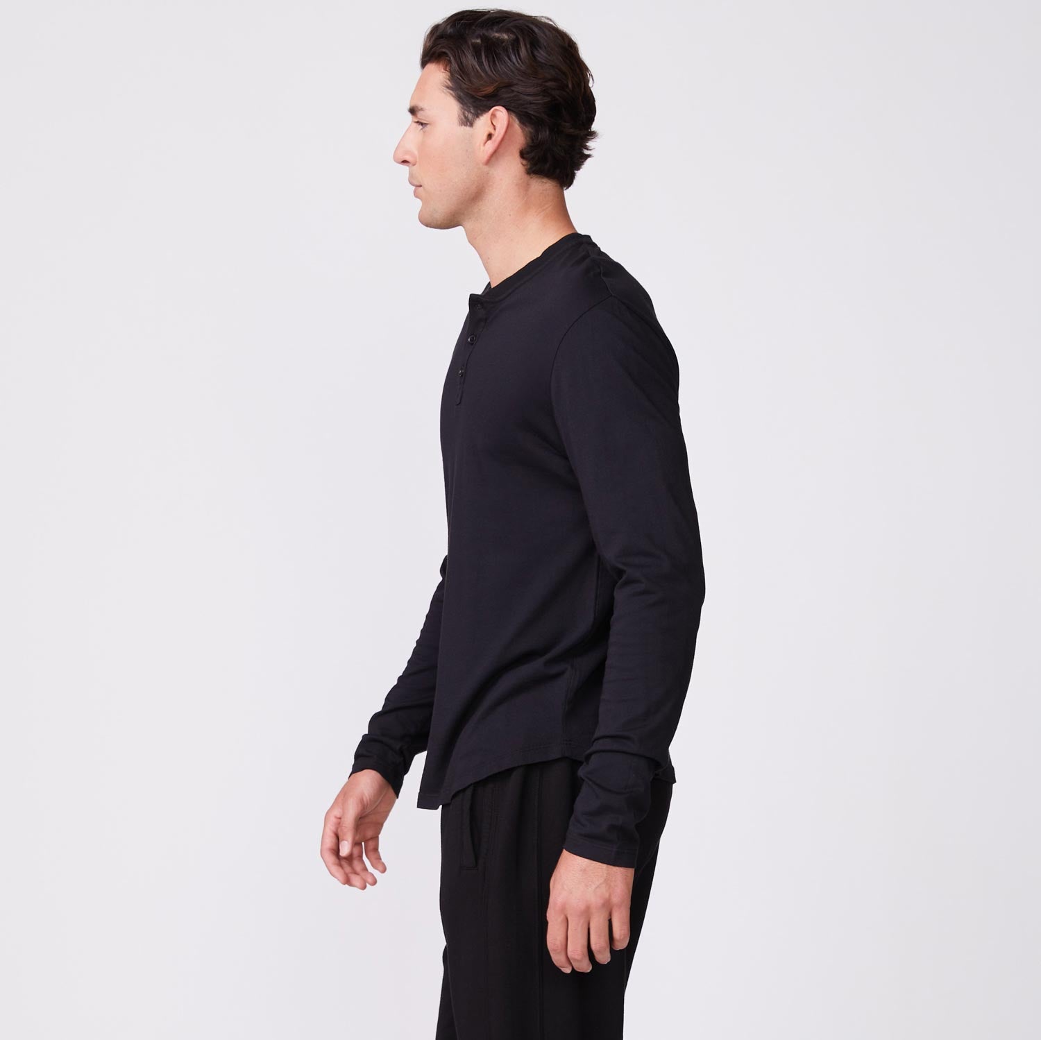 Long Sleeve Henley – MONROW